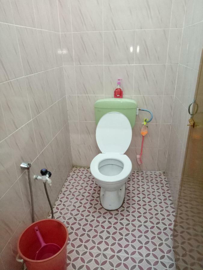 Aiman Homestay Marang Exterior photo